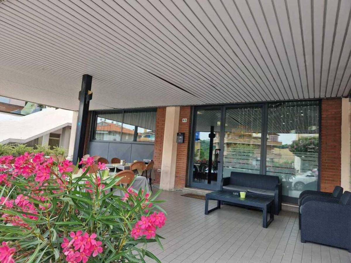 Hotel Dogana Ngoại thất bức ảnh